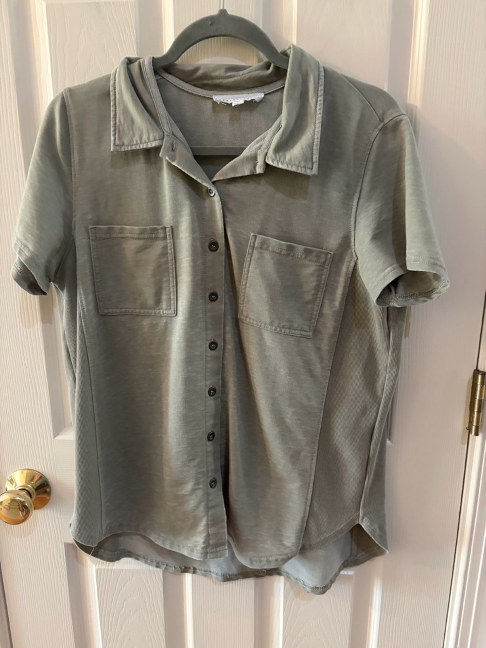 Jane + Delancey Olive Green Button Down Top Size L | Casual Lightweight Cotton